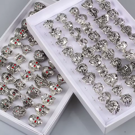 Lote de 40 anillos calaveras grandes normales y ojos rojos